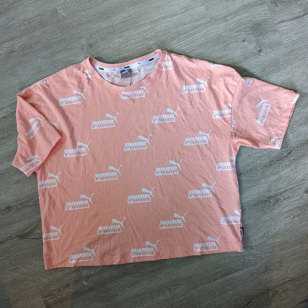 NWOT | Puma Salmon-Colored Cropped Tshirt